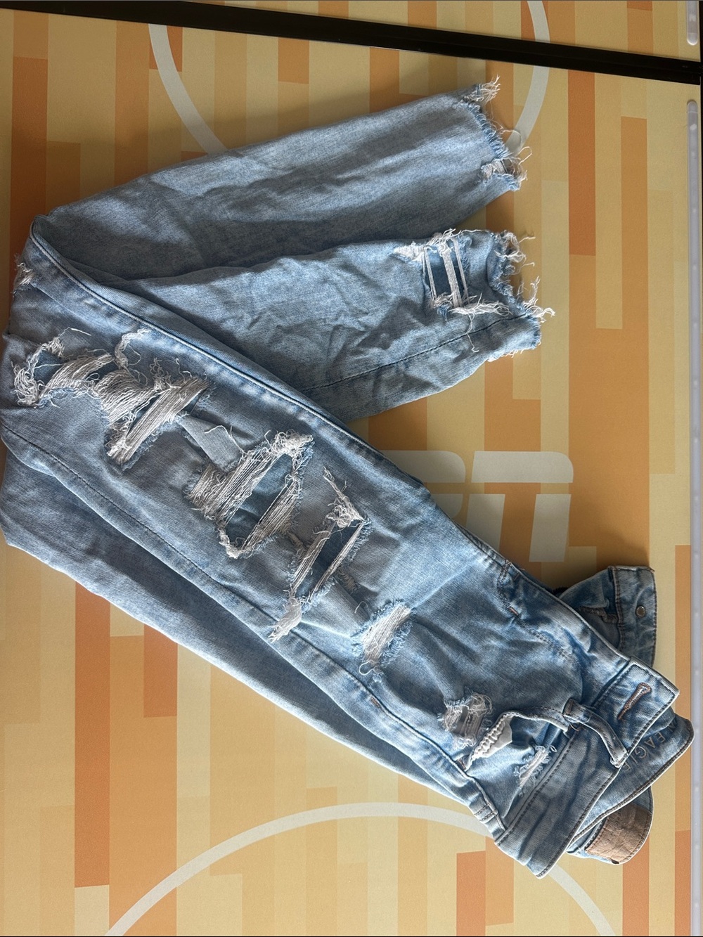 American Eagle Outfitters Light Blue Distressed Skinny Jeans